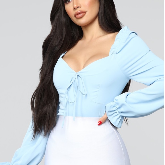 Light Blue top - Picture 3 of 3